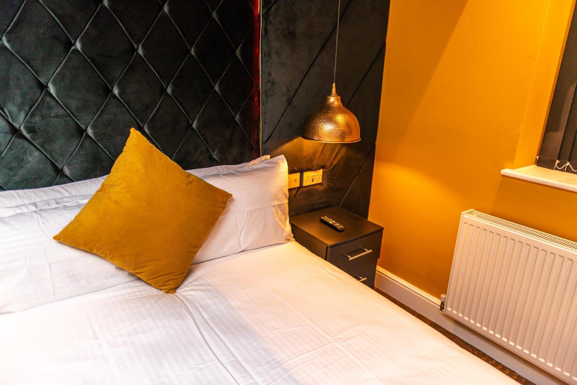 Optimal Apartments Bradford  Zimmer foto